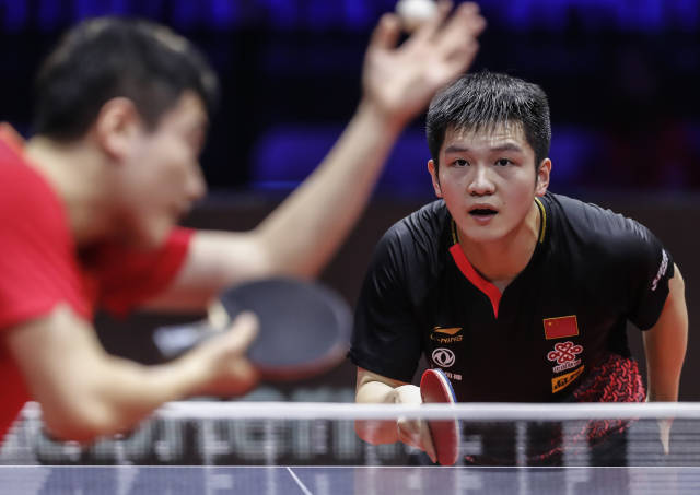 比尔和妻子 比尔和妻子